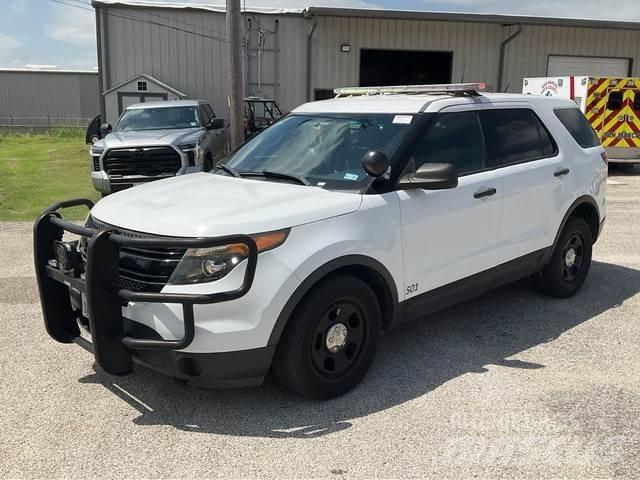 Ford Explorer Automašīnas