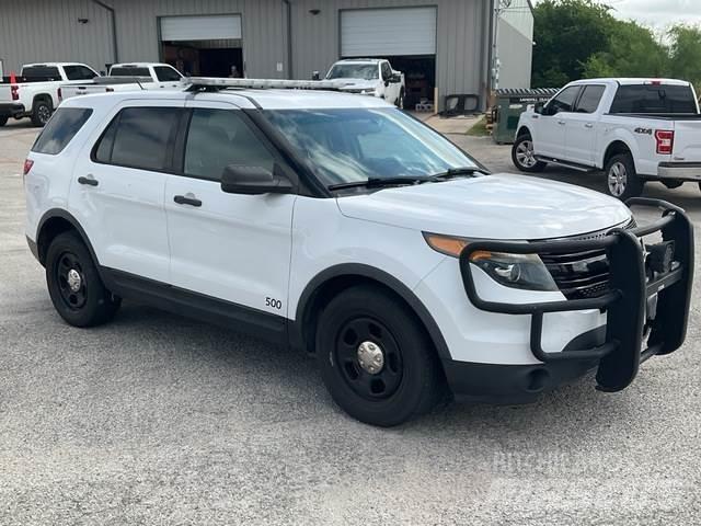 Ford Explorer Automašīnas