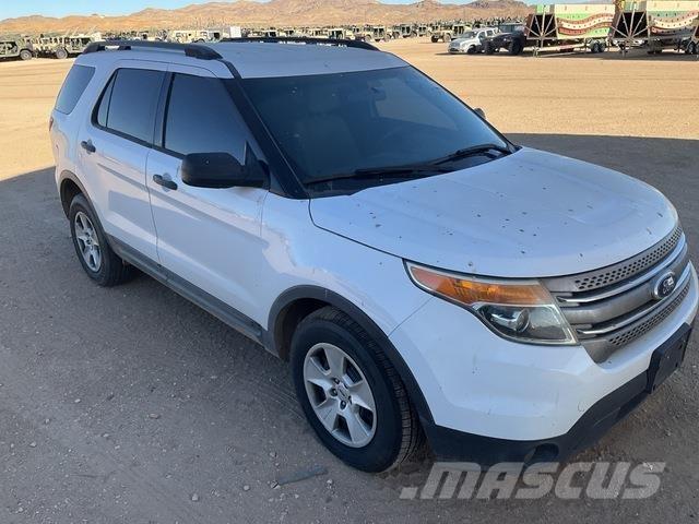 Ford Explorer Automašīnas