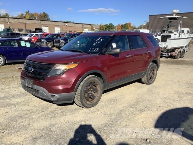 Ford Explorer Automašīnas