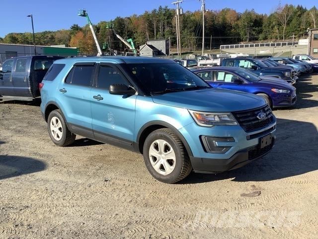 Ford Explorer Automašīnas