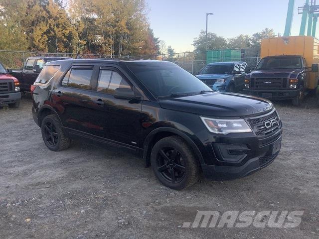 Ford Explorer Automašīnas