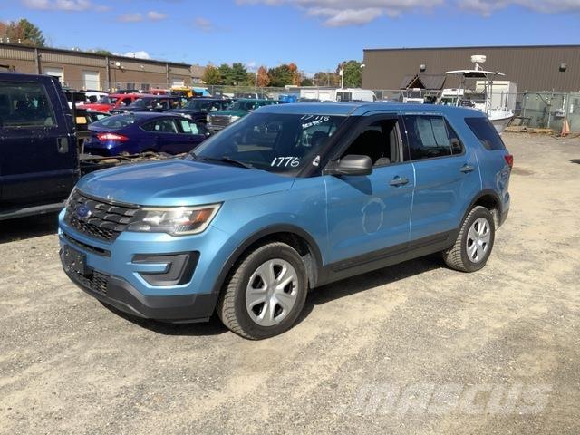 Ford Explorer Automašīnas