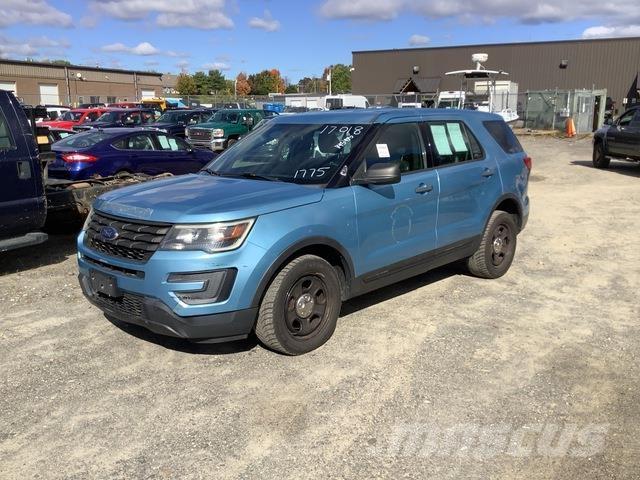 Ford Explorer Automašīnas
