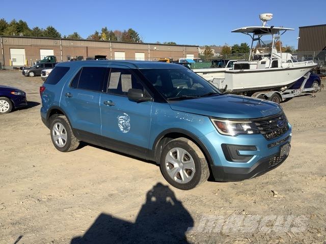 Ford Explorer Automašīnas