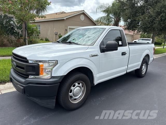 Ford F-150 Vieglais kravas automobilis/izkraušana no sāniem