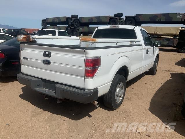 Ford F-150 STX Vieglais kravas automobilis/izkraušana no sāniem