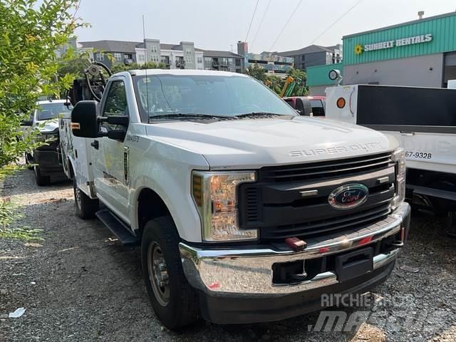 Ford F-250 Pilsētas atkritumvedēji