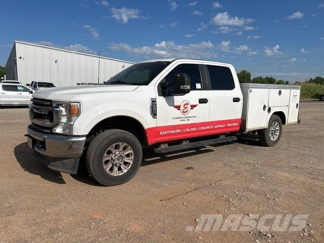 Ford F-250 Vieglais kravas automobilis/izkraušana no sāniem