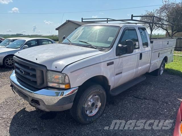 Ford F-250 Vieglais kravas automobilis/izkraušana no sāniem