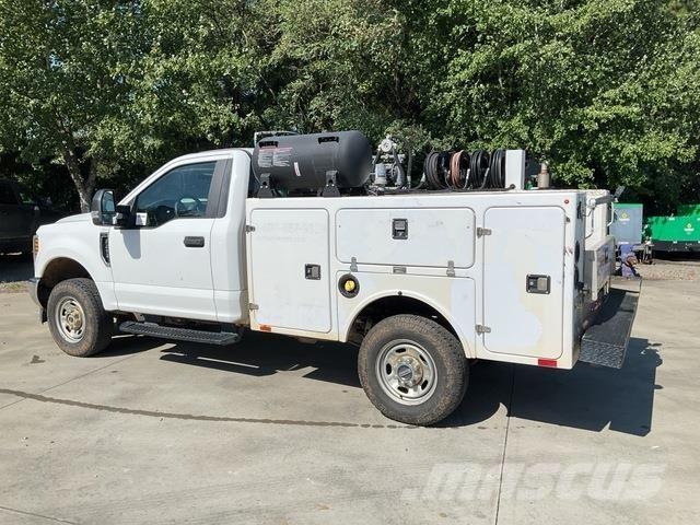 Ford F-250 Pilsētas atkritumvedēji