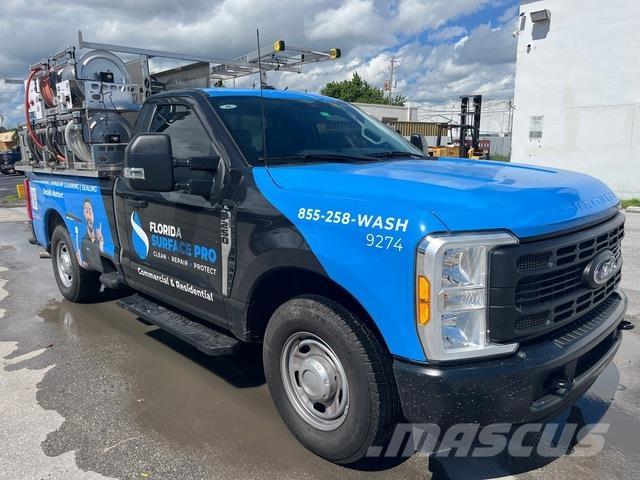 Ford F-250 Būvniecība- Citi