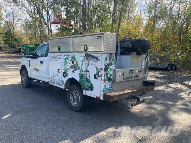 Ford F-250 Pilsētas atkritumvedēji