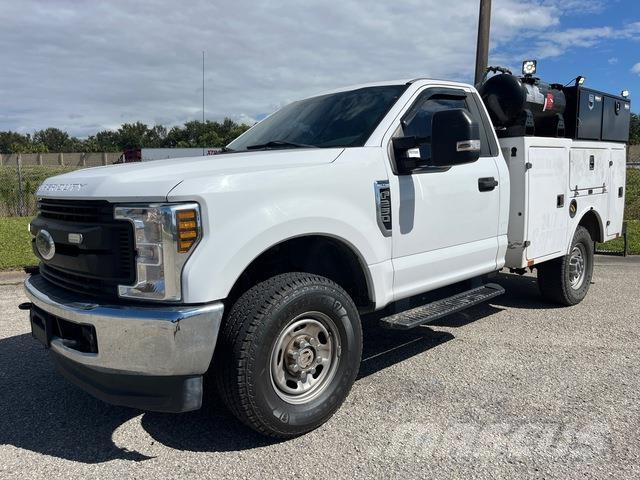 Ford F-250 Pilsētas atkritumvedēji