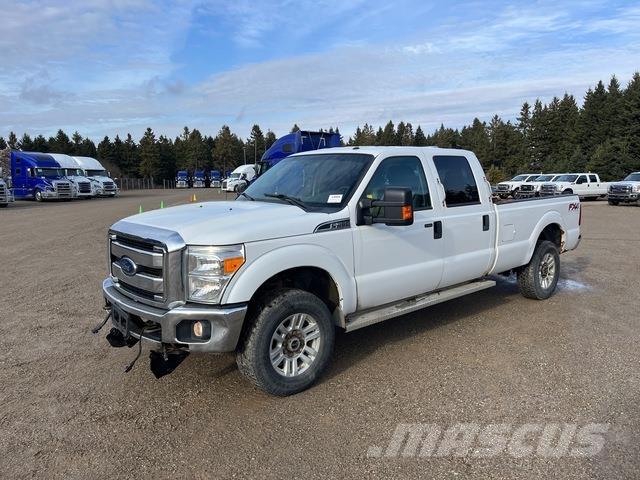 Ford F-350 Vieglais kravas automobilis/izkraušana no sāniem