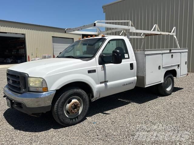 Ford F-350 Vieglais kravas automobilis/izkraušana no sāniem