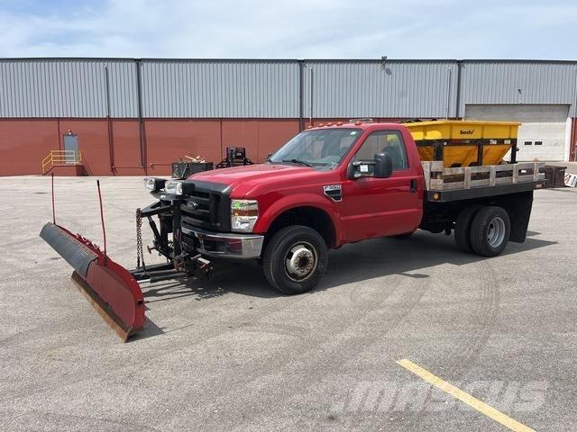 Ford F-350 Platformas/izkraušana no sāniem