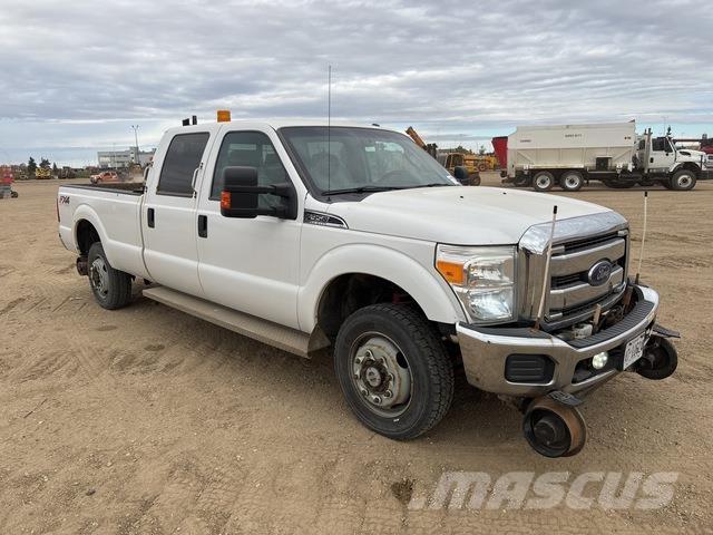 Ford F-350 Vieglais kravas automobilis/izkraušana no sāniem