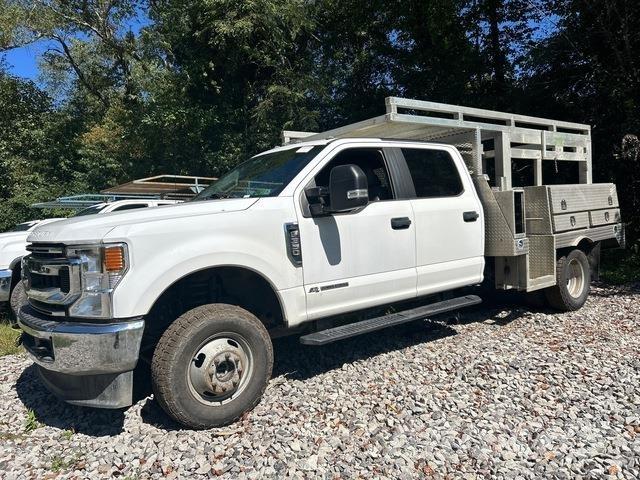 Ford F-350 Vieglais kravas automobilis/izkraušana no sāniem