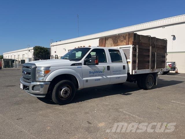 Ford F-350 Platformas/izkraušana no sāniem