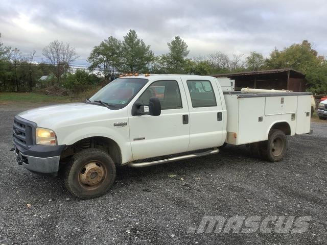 Ford F-350 Vieglais kravas automobilis/izkraušana no sāniem