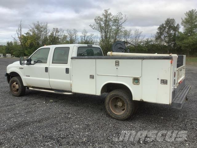 Ford F-350 Vieglais kravas automobilis/izkraušana no sāniem