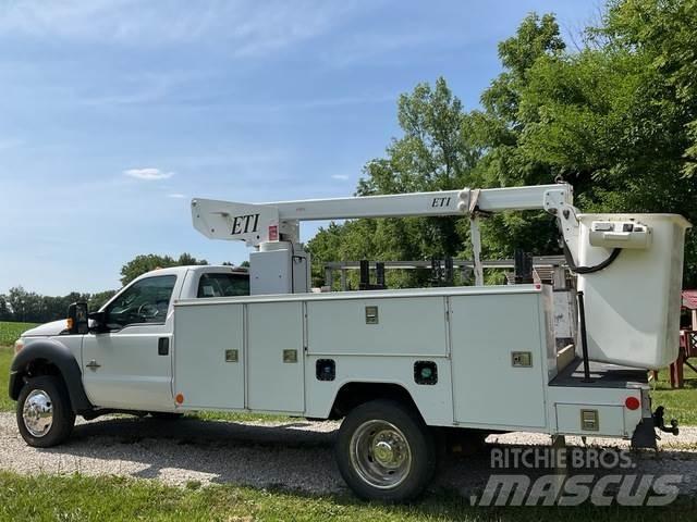 Ford F-450 Pacēlāji uz automašīnas bāzes