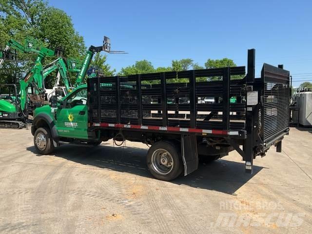 Ford F-450 Platformas/izkraušana no sāniem