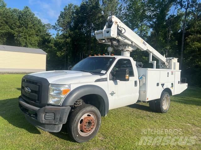 Ford F-450 Pacēlāji uz automašīnas bāzes