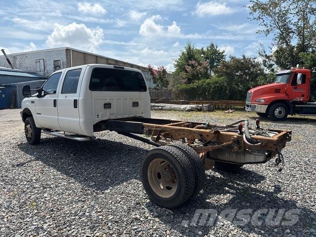 Ford F-450 Kabīnes un interjers