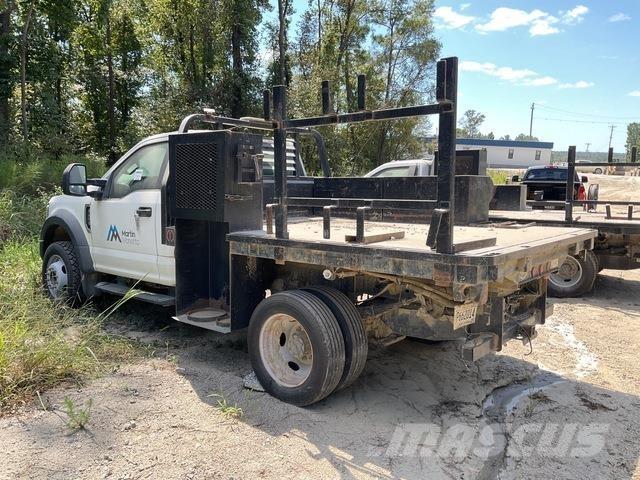 Ford F-450 Platformas/izkraušana no sāniem
