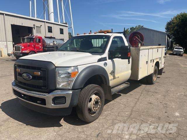 Ford F-450 Pilsētas atkritumvedēji