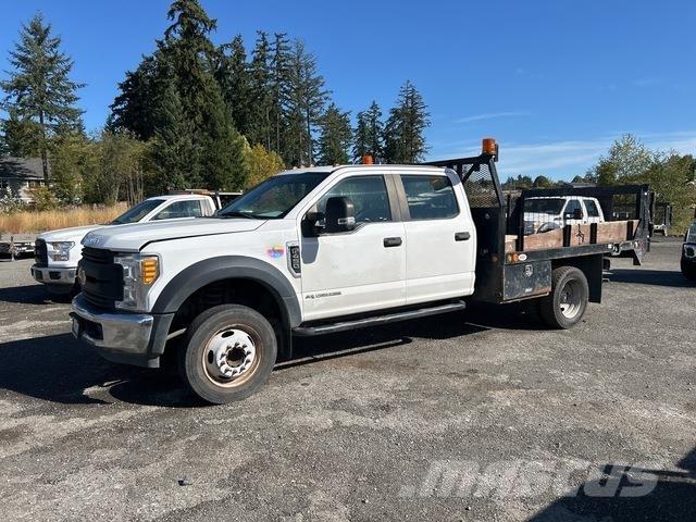 Ford F-450 Platformas/izkraušana no sāniem