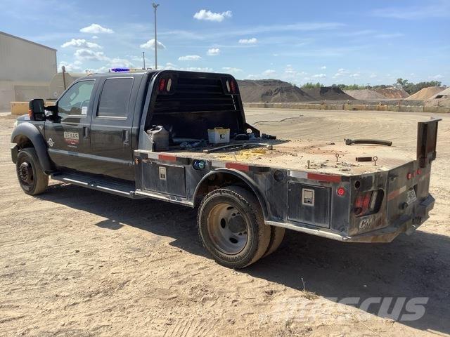 Ford F-450 Platformas/izkraušana no sāniem