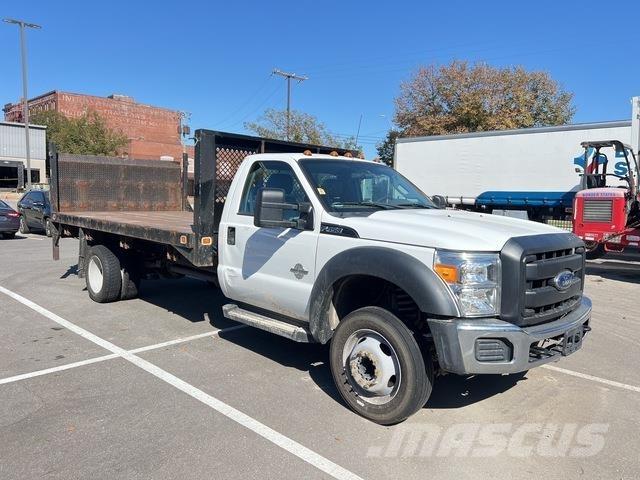 Ford F-450 Platformas/izkraušana no sāniem