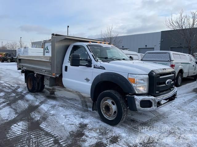 Ford F-550 Pašizgāzējs