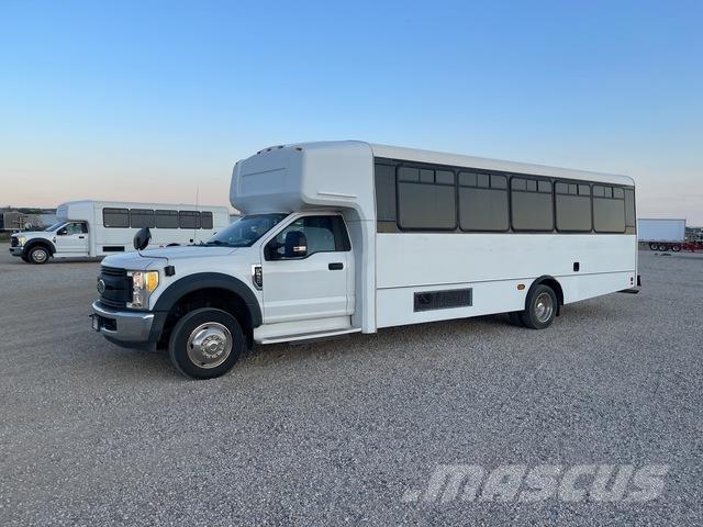 Ford F-550 Automašīnas