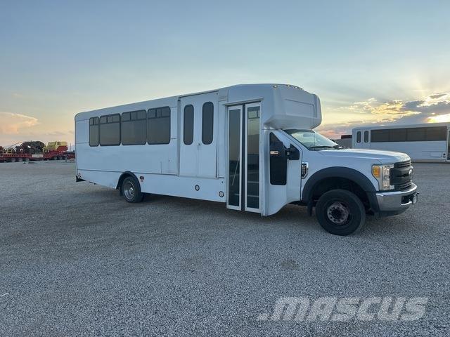 Ford F-550 Automašīnas