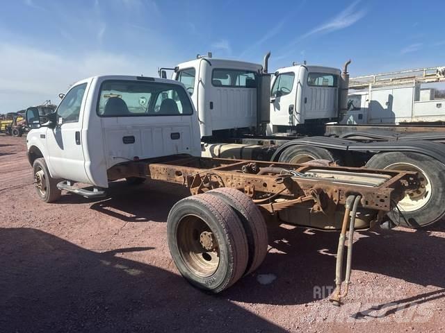 Ford F-550 Kabīnes un interjers