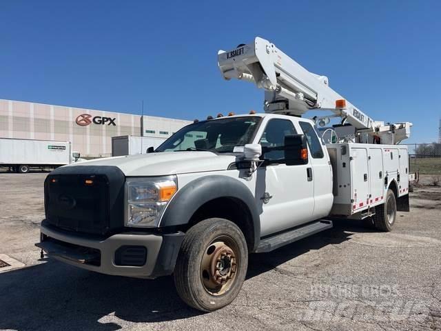 Ford F-550 Pacēlāji uz automašīnas bāzes