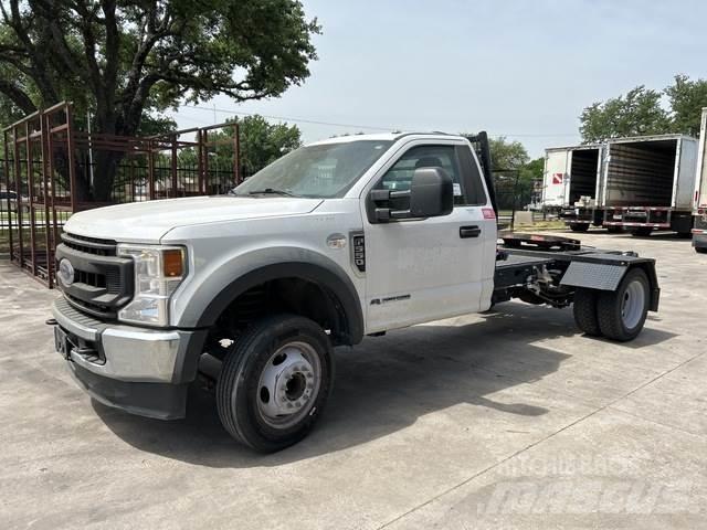 Ford F-550 Būvniecība- Citi