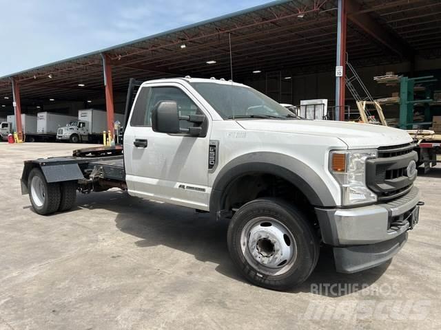 Ford F-550 Būvniecība- Citi