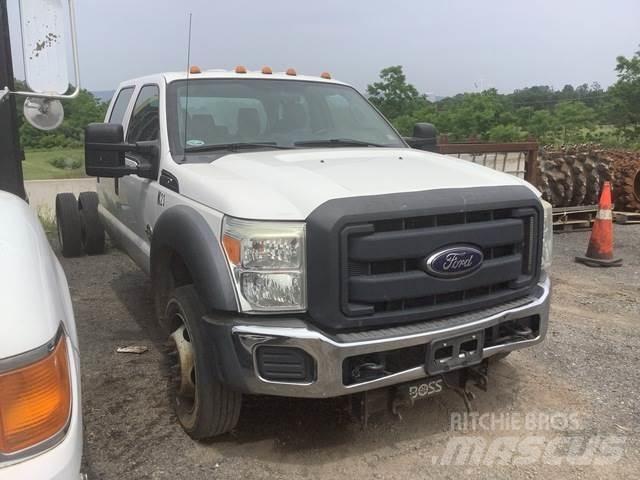 Ford F-550 Kabīnes un interjers