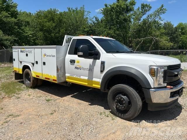 Ford F-550 Būvniecība- Citi