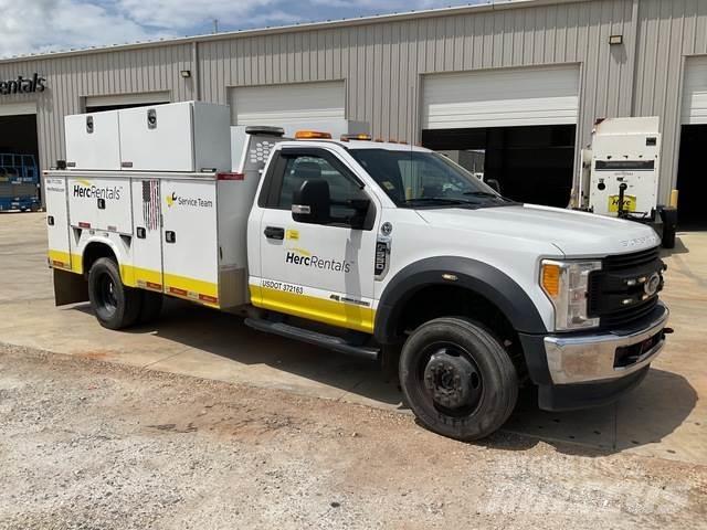 Ford F-550 Būvniecība- Citi