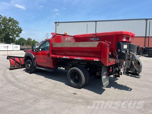 Ford F-550 Sniega naži un tīrītāji