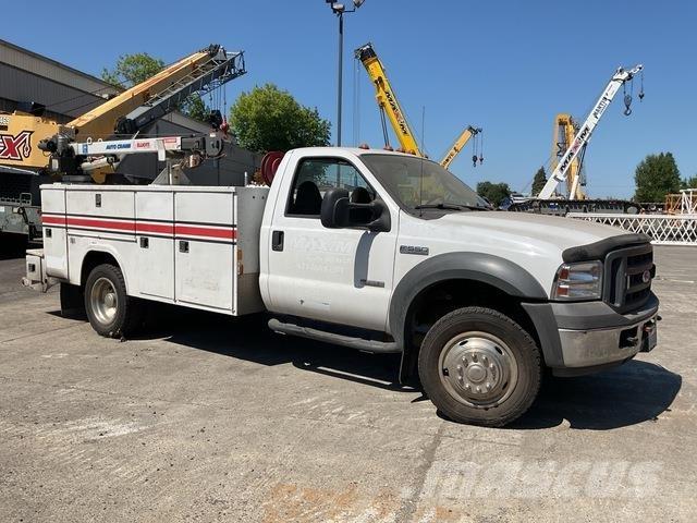 Ford F-550 Pilsētas atkritumvedēji