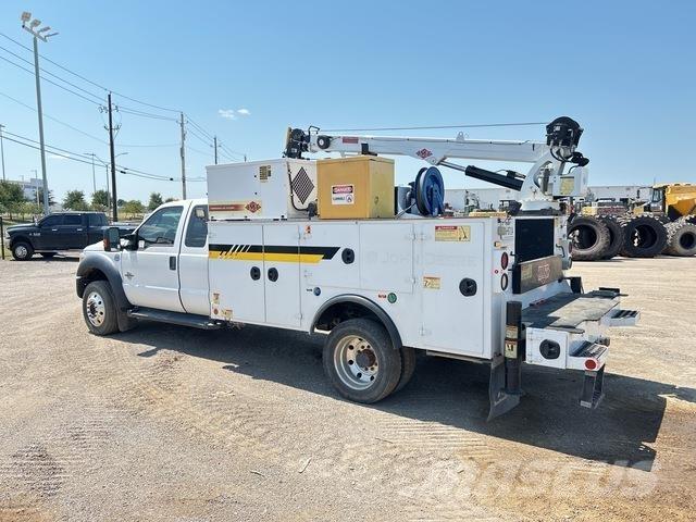 Ford F-550 Pilsētas atkritumvedēji
