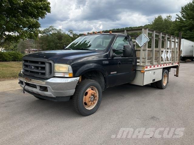 Ford F-550 Platformas/izkraušana no sāniem