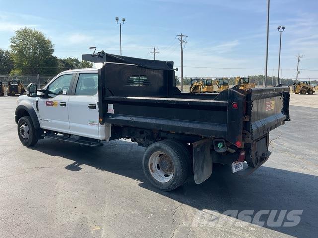 Ford F-550 Pašizgāzējs